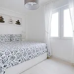 In Comfortable Sea & 托雷维耶哈