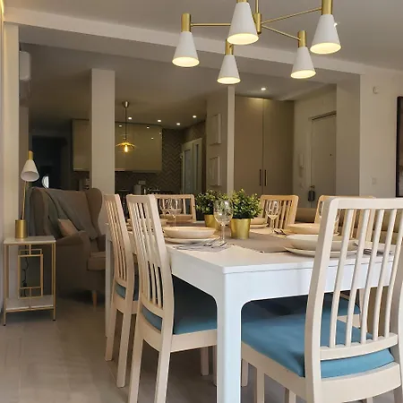 In Comfortable Sea & شقة